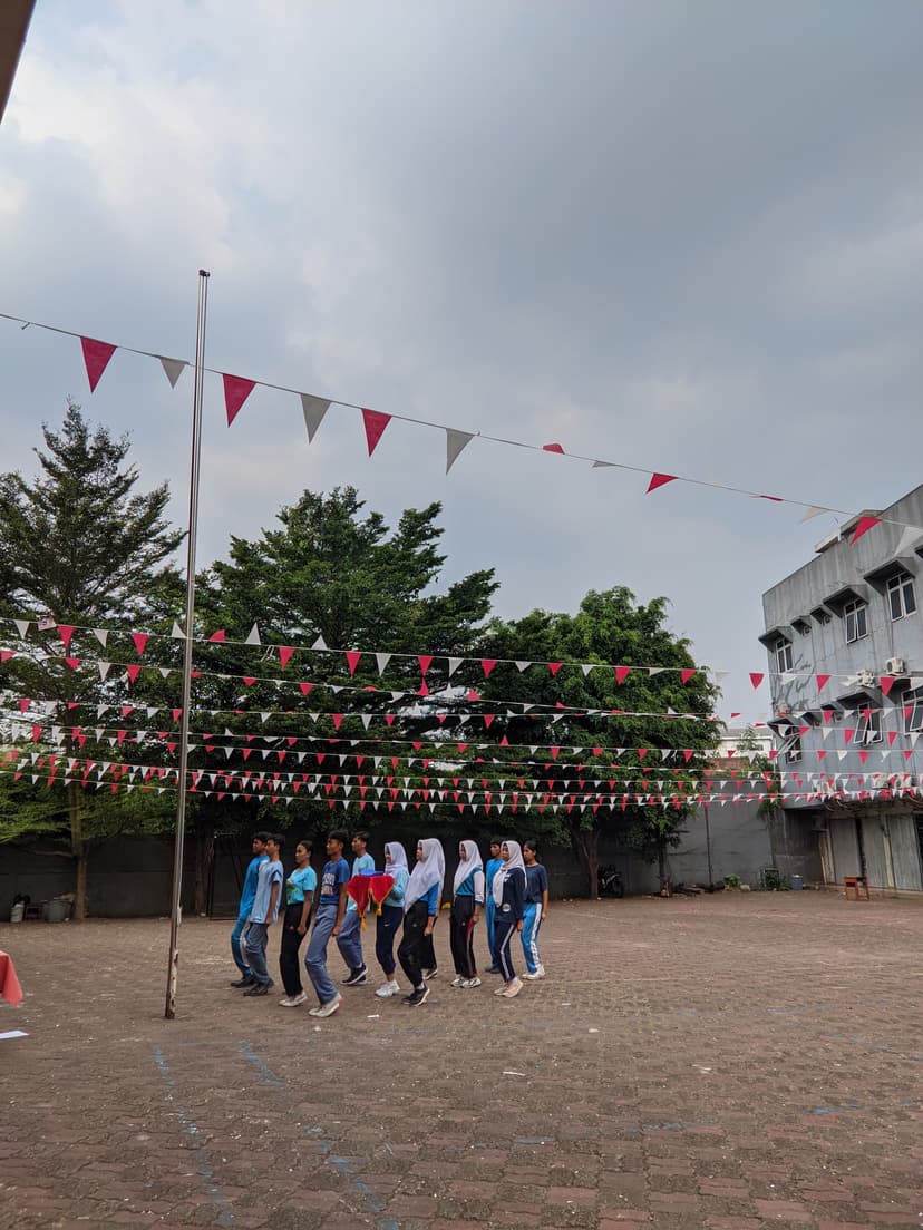 Latihan Upacara Bendera dalam rangka HUT RI ke-78